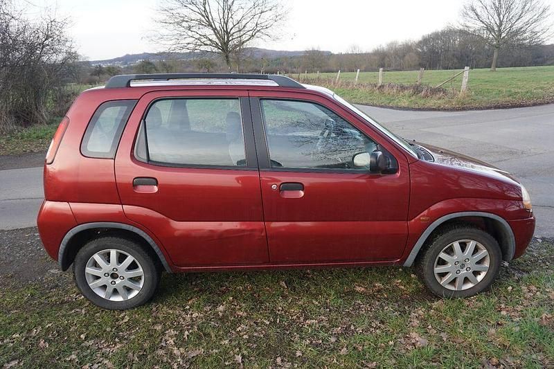Gebraucht Suzuki Ignis 83 PS (61 kW) 2001 Rot Kleinwagen