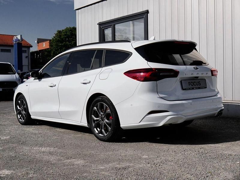 Gebraucht Ford Focus ST-Line 125 PS (91 kW) 2025 Weiß Limousine