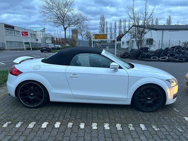 Weiß Gebraucht 2008 Audi TT Roadster Sport Cabrio | 10.500 € (Fairer Preis) - Bild 1/4