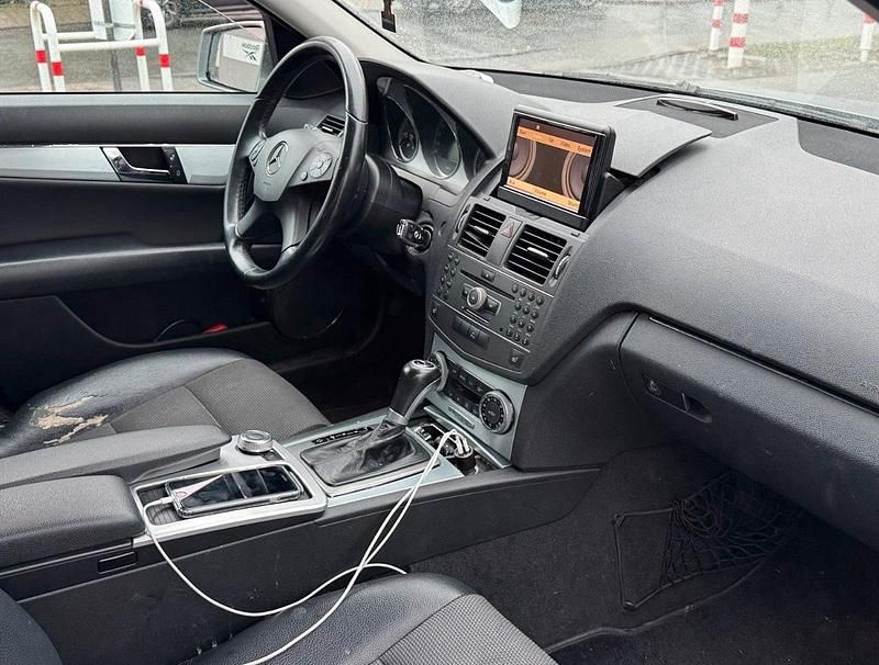 Gebraucht Mercedes C200 184 PS (135 kW) 2011 Grau Kombi