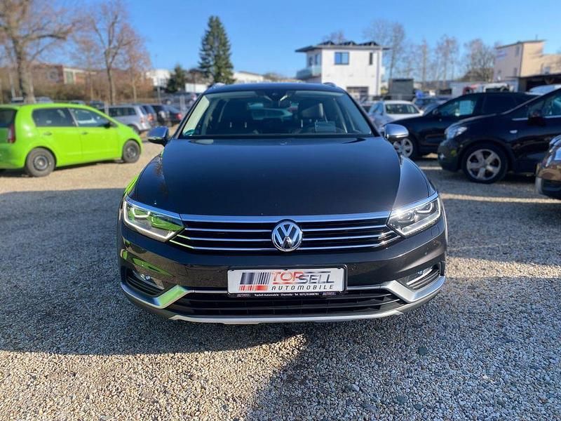 Gebraucht VW Passat Alltrack 239 PS (175 kW) 2017 Grau Kombi