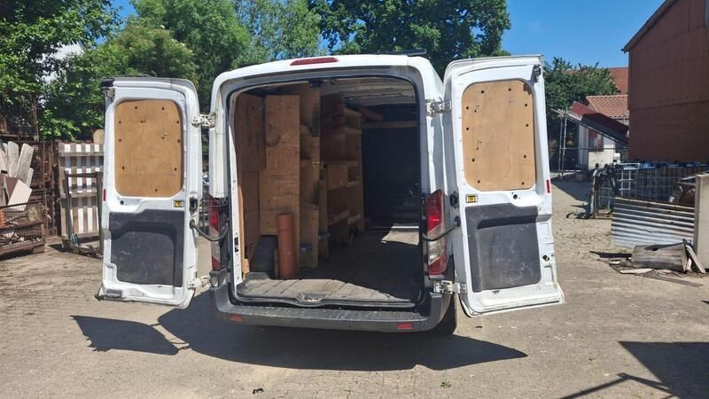 Weiß Gebraucht 2017 Ford Transit Van / Kleinbus | 14.700 € (Guter Preis) - Bild 1/4