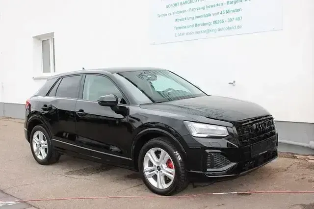 Gebraucht Audi Q2 Sport 150 PS (110 kW) 2021 Schwarz SUV