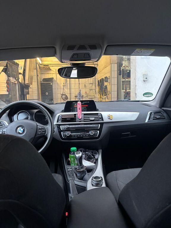 Używany BMW 116 Advantage 109 KM (80 kW) 2019 Niebieski Hatchback