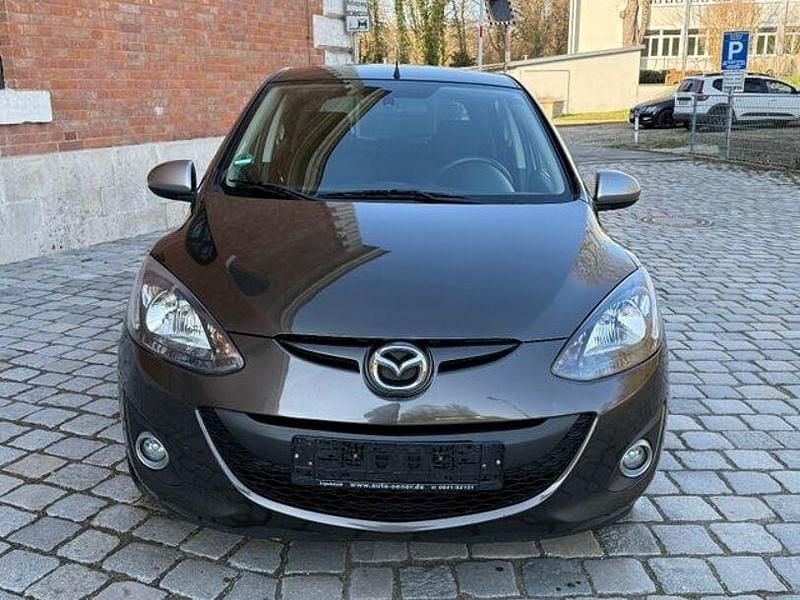 Gebraucht Mazda 2 Kenko 132 PS (97 kW) 2015 Grau Limousine