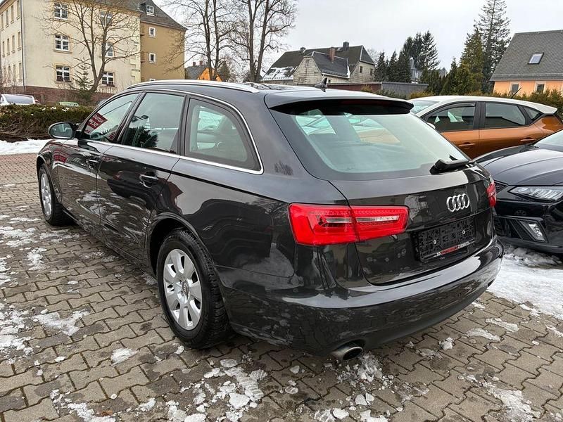 Gebraucht Audi A6 Comfort 204 PS (150 kW) 2011 Grau Kombi