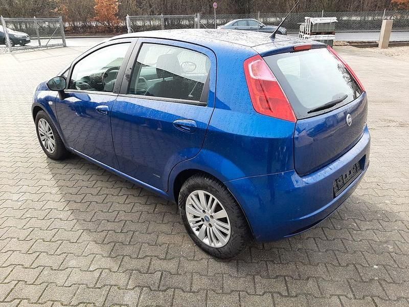 Gebraucht Fiat Grande Punto 86 PS (63 kW) 2005 Blau Kleinwagen