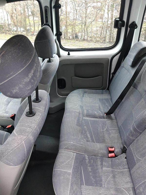 Gebraucht Renault Kangoo 80 PS (58 kW) 2005 Weiß Van / Kleinbus