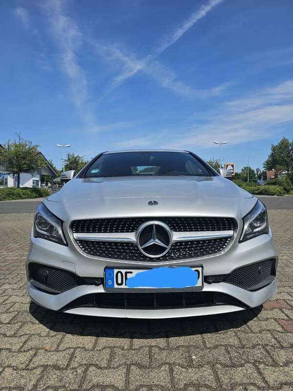Gebraucht 2018 Mercedes CLA200 AMG line Coupé | 18.000 € (Etwas zu teuer) - Bild 1/4