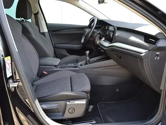Gebraucht Skoda Octavia Clever 150 PS (110 kW) 2021 Schwarzmagic perleffekt (metallic) Kombi