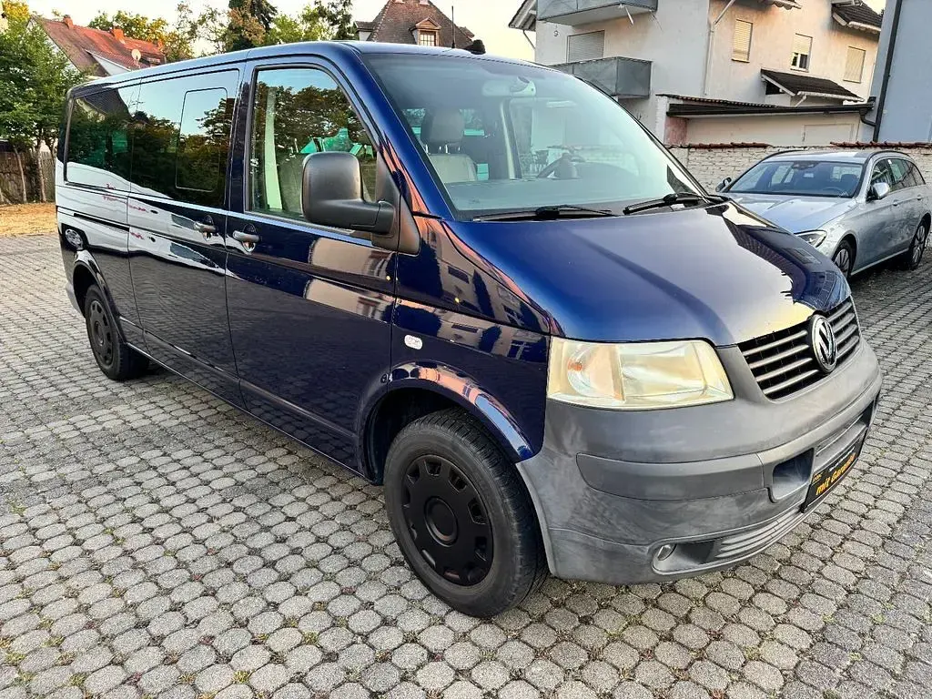 Gebraucht VW T5 131 PS (96 kW) 2010 Blau Van