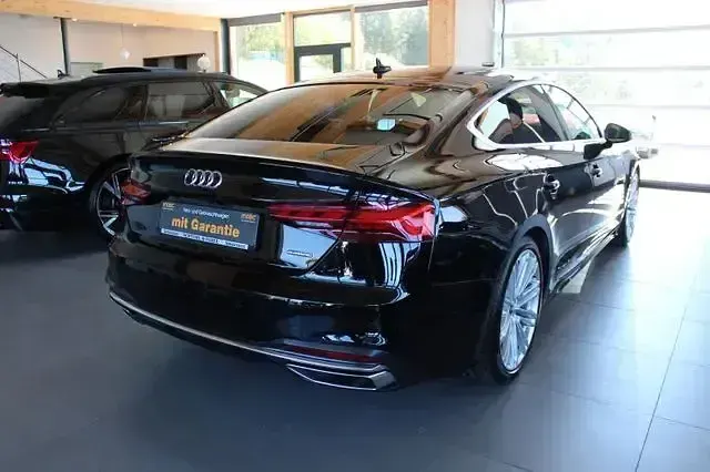 Gebraucht Audi A5 Sportback Advanced 204 PS (150 kW) 2023 Schwarz Kleinwagen