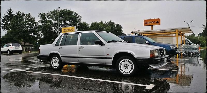 Silber Gebraucht 1989 Volvo 740 Limousine | 4.250 € - Bild 1/4