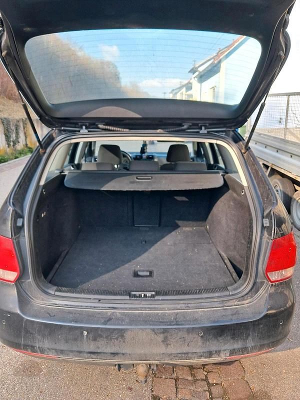 Gebraucht VW Golf V 101 PS (74 kW) 2009 Schwarz Kombi