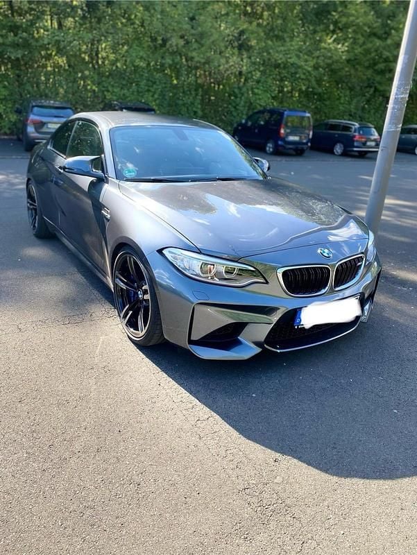 Grau Gebraucht 2017 BMW M2 Coupé | 44.000 € (Fairer Preis) - Bild 1/4