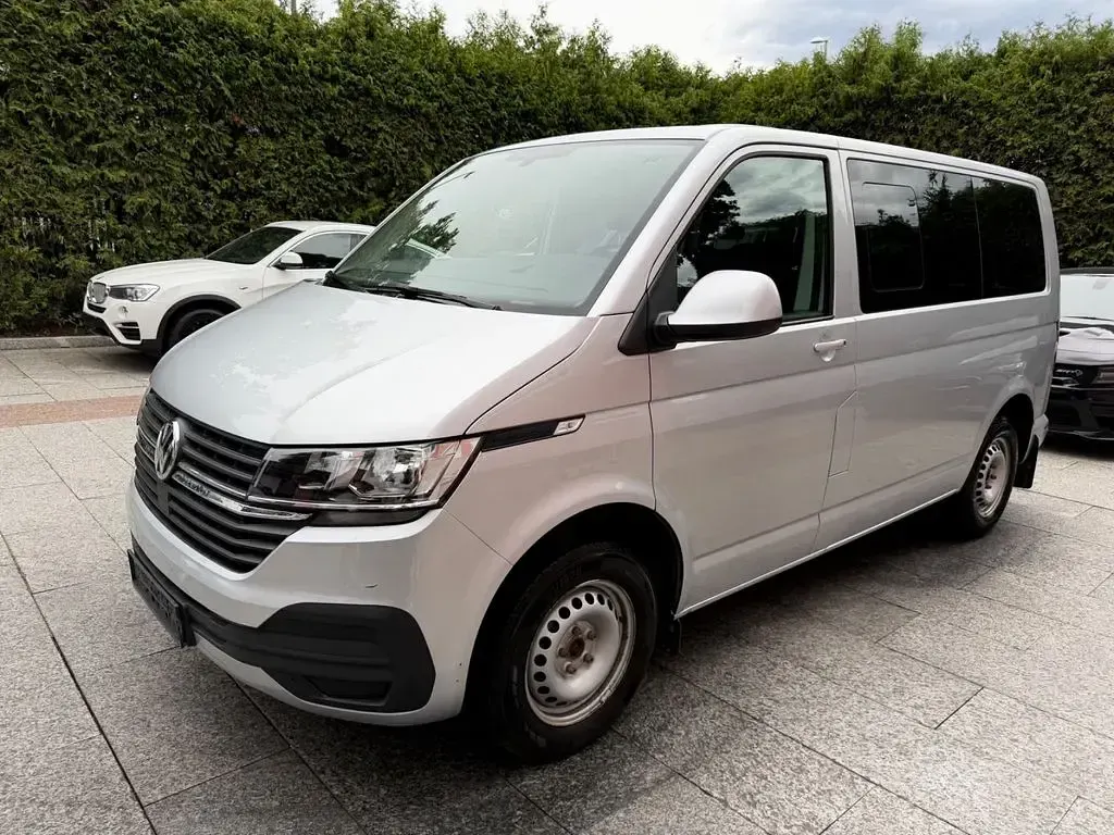 Gebraucht VW Transporter 150 PS (110 kW) 2022 Silber Van