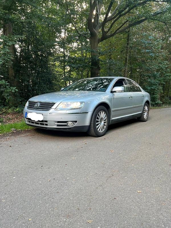 Grau Gebraucht 2007 VW Phaeton Limousine | 4.700 € (Guter Preis) - Bild 1/4