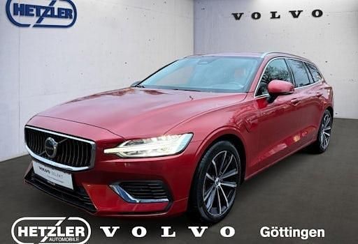 Gebraucht Volvo V60 Core 455 PS (334 kW) 2022 Rot Kombi