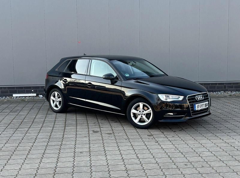 Gebraucht Audi A3 Ambition 125 PS (91 kW) 2015 Schwarz Limousine