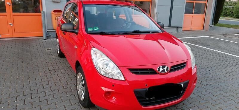 Rot Gebraucht 2009 Hyundai i20 Kleinwagen | 2.200 € (Guter Preis) - Bild 1/4