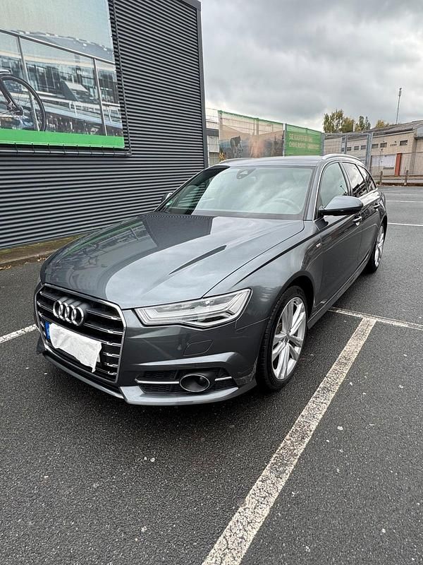 Grau Gebraucht 2018 Audi A6 S-Line Kombi | 23.400 € (Fairer Preis) - Bild 1/4