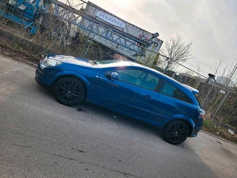 Gebraucht Opel Astra GTC 125 PS (91 kW) 2006 Blau Limousine