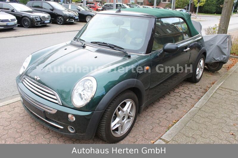 British racing green metallic Gebraucht 2004 Mini Cooper Cabriolet Cabrio | 5.480 € (Etwas zu teuer) - Bild 1/4