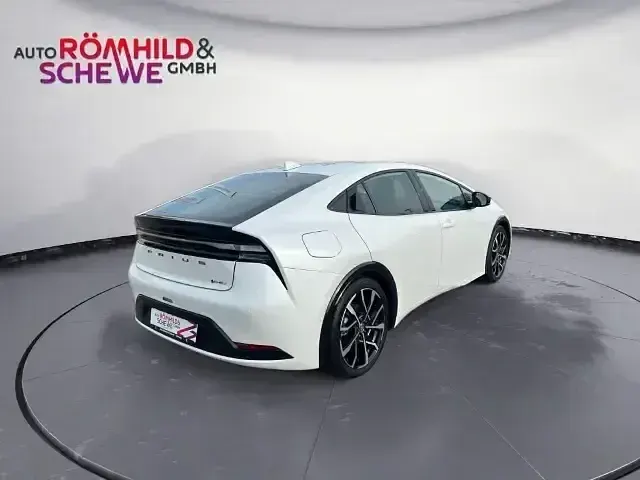 Gebraucht Toyota Prius Executive 223 PS (164 kW) 2024 Platinumweiß perleffekt Kleinwagen