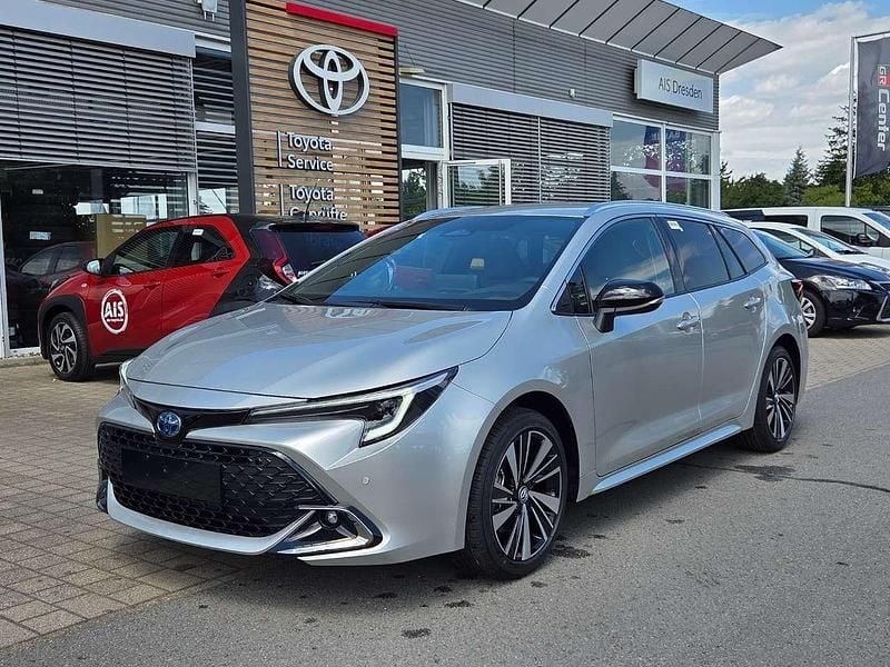 Cosmicsilber metallic Neu 2025 Toyota Corolla Kombi | 31.990 € (Guter Preis) - Bild 1/3