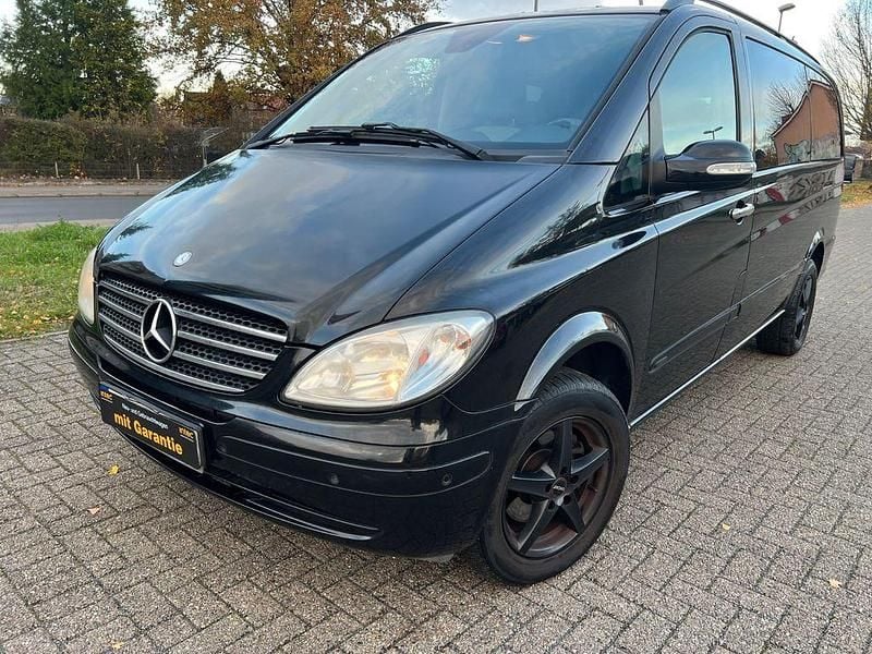 Schwarz Gebraucht 2008 Mercedes Viano Van / Kleinbus | 11.800 € (Guter Preis) - Bild 1/4