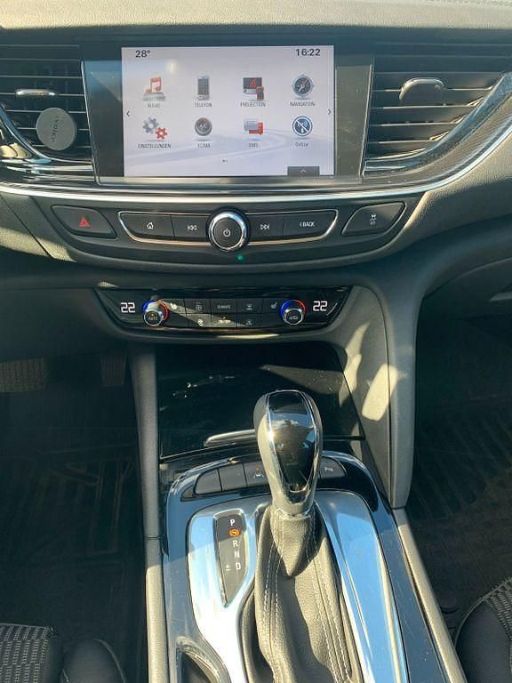 Gebraucht Opel Insignia Innovation 165 PS (121 kW) 2017 Grau Kombi