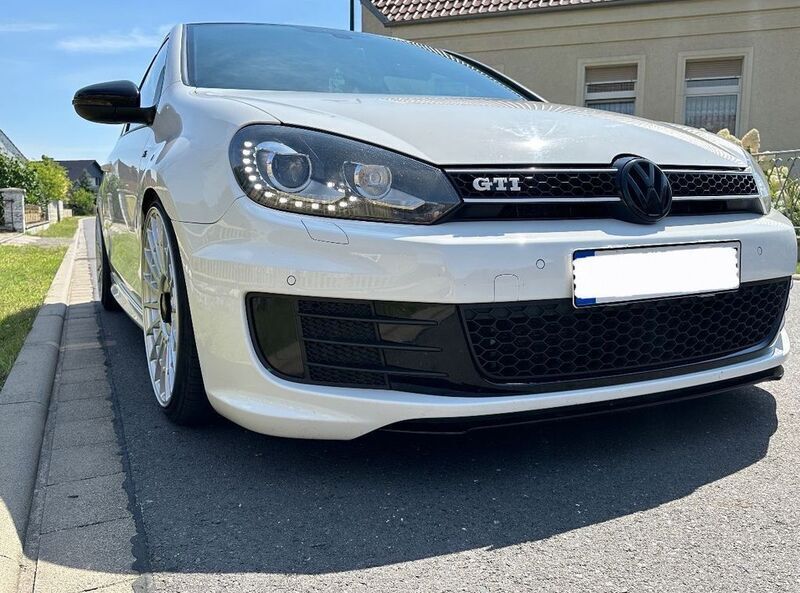 Weiß Gebraucht 2011 VW Golf VI Edition Limousine | 15.000 € - Bild 1/4