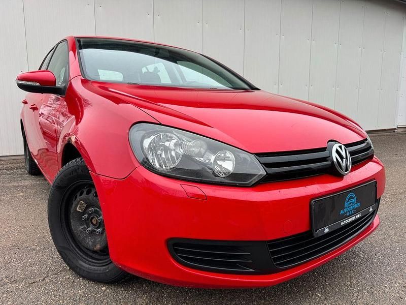 Gebraucht VW Golf VI Trendline 80 PS (58 kW) 2009 Rot Kleinwagen