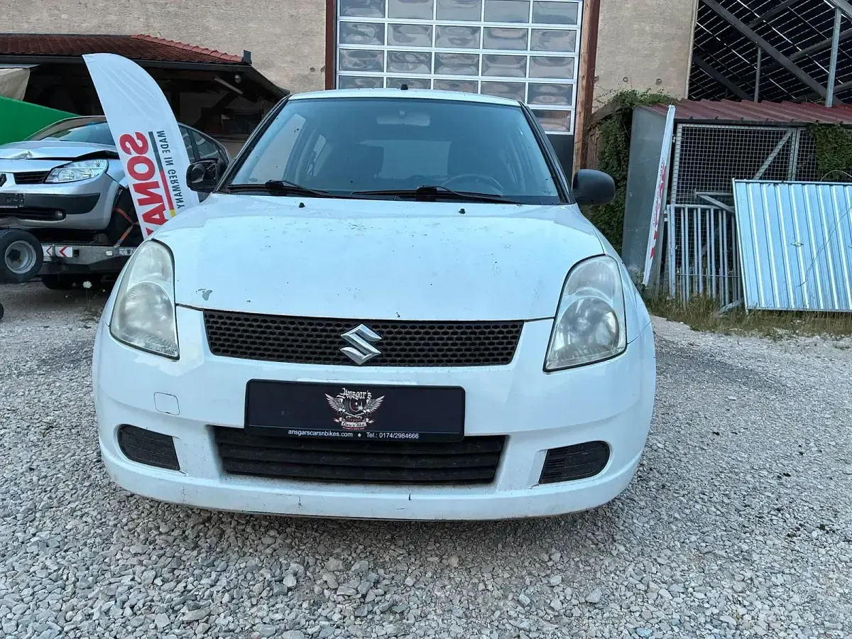 Gebraucht Suzuki Swift 92 PS (67 kW) 2007 Weiß Kleinwagen