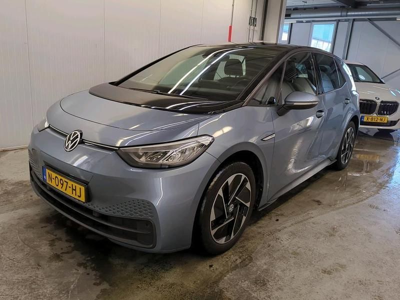 Blau Gebraucht 2021 VW ID.3 Pro Kleinwagen | 15.700 € (Guter Preis) - Bild 1/4