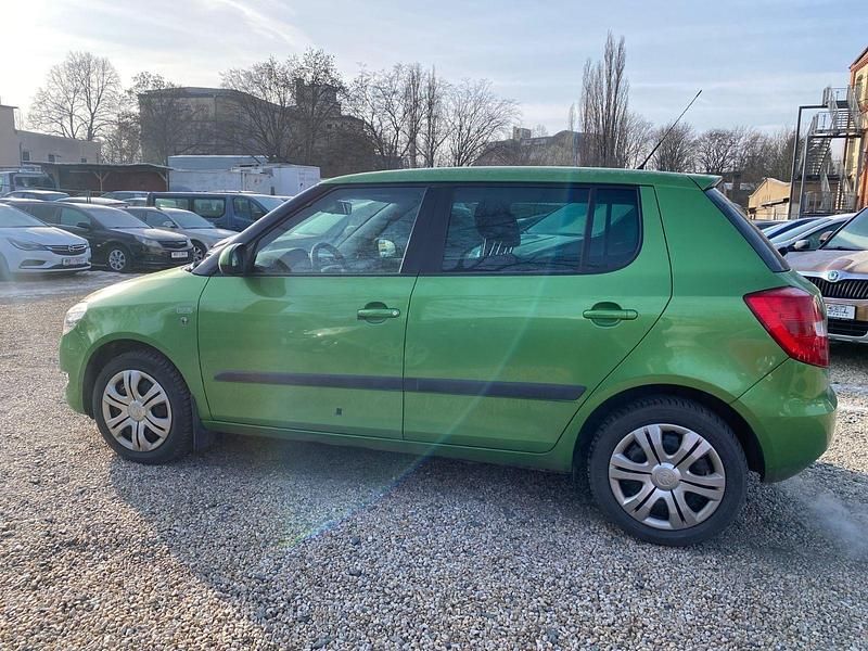 Gebraucht Skoda Fabia Ambiente 86 PS (63 kW) 2011 Grün Kleinwagen