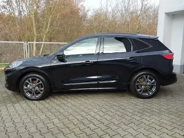 Gebraucht Ford Kuga ST-Line X 120 PS (88 kW) 2024 Obsidianschwarz metallic SUV