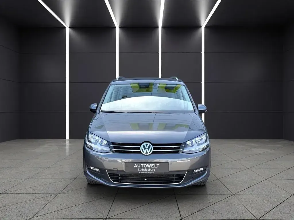 Gebraucht VW Sharan Allstar 150 PS (110 kW) 2017 Grau Van / Kleinbus