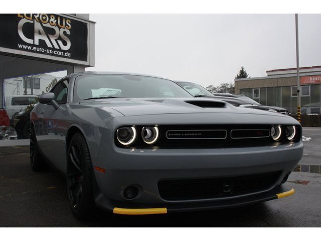 Grau Gebraucht 2023 Dodge Challenger Coupé | 56.490 € - Bild 1/1