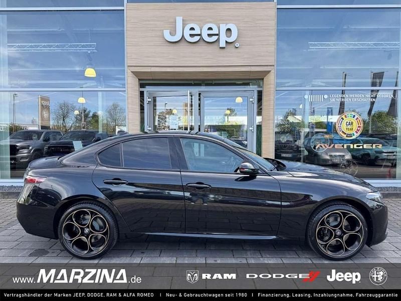 Nero vulcano Neu 2025 Alfa Romeo Giulia Limousine | 69.000 € (Teuer) - Bild 1/4