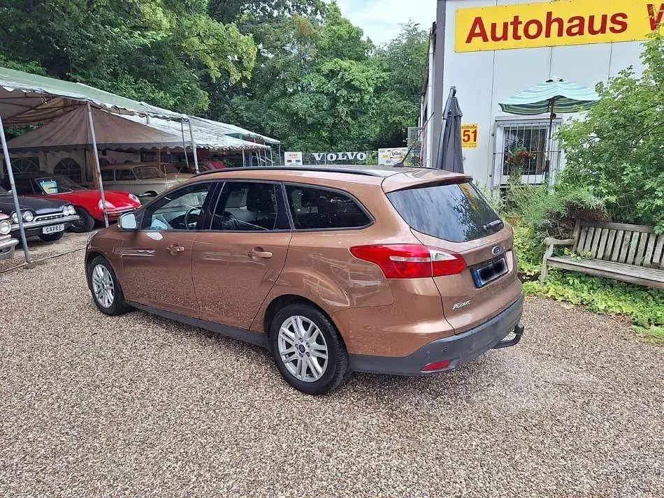 Gebraucht Ford Focus SYNC Edition 116 PS (85 kW) 2014 Braun Kombi