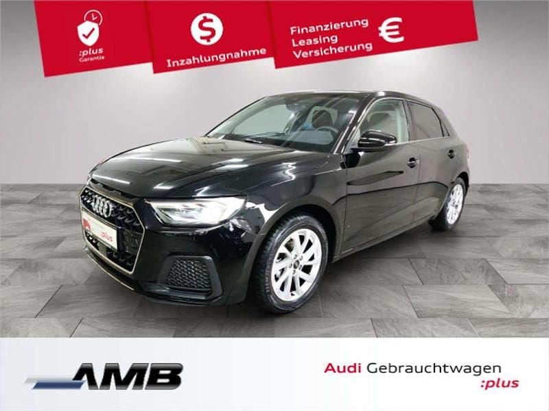 0e mythosschwarz metallic Gebraucht 2025 Audi A1 Advanced Plus Kleinwagen | 21.740 € (Guter Preis) - Bild 1/3