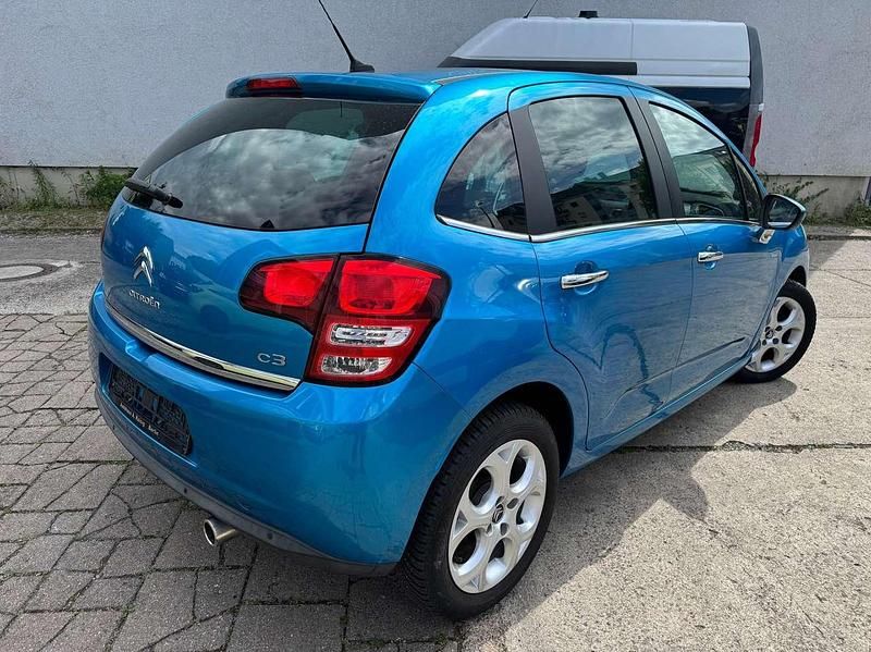 Gebraucht Citroën C3 Exclusive 95 PS (69 kW) 2011 Blau belleile Kleinwagen