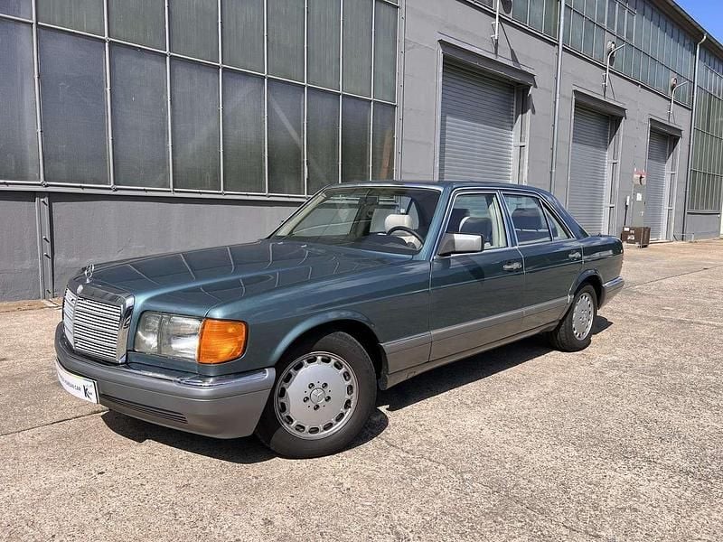 Petrol metallic Gebraucht 1987 Mercedes S300 SE Limousine | 11.390 € - Bild 1/4