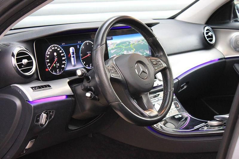 Gebraucht Mercedes E350 Avantgarde 258 PS (189 kW) 2017 Grau Limousine