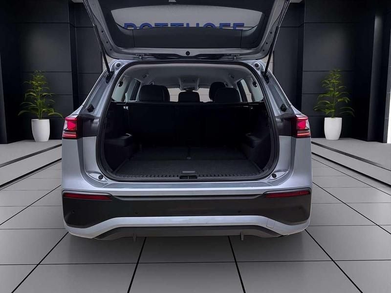 Gebraucht VW Tayron Life 150 PS (110 kW) 2025 Silber SUV