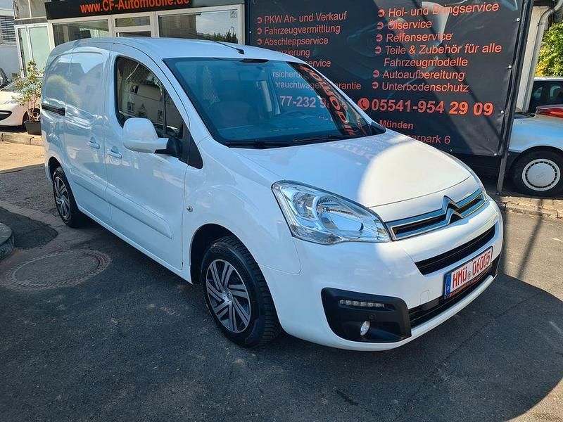 Weiß Gebraucht 2017 Citroën Berlingo Business Class Van / Kleinbus | 6.499 € (Fairer Preis) - Bild 1/4