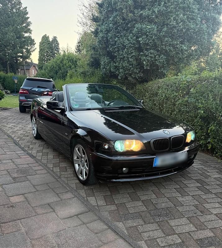 Schwarz Gebraucht 2000 BMW 323 Cabriolet Cabrio | 5.500 € (Fairer Preis) - Bild 1/4