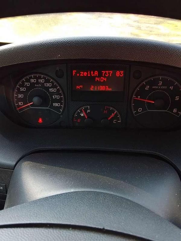 Gebraucht Fiat Ducato 69 PS (50 kW) 2018 Weiß Van