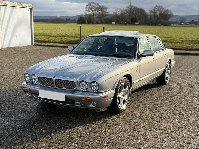 Gebraucht Jaguar XJR 386 PS (283 kW) 2001 Silber Limousine